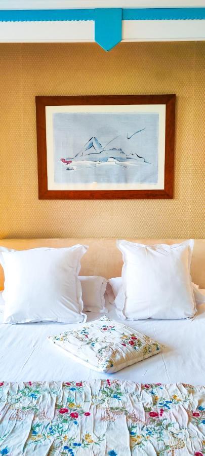 Logis Hotels Domaine Du Chatelard Dirac Eksteriør billede