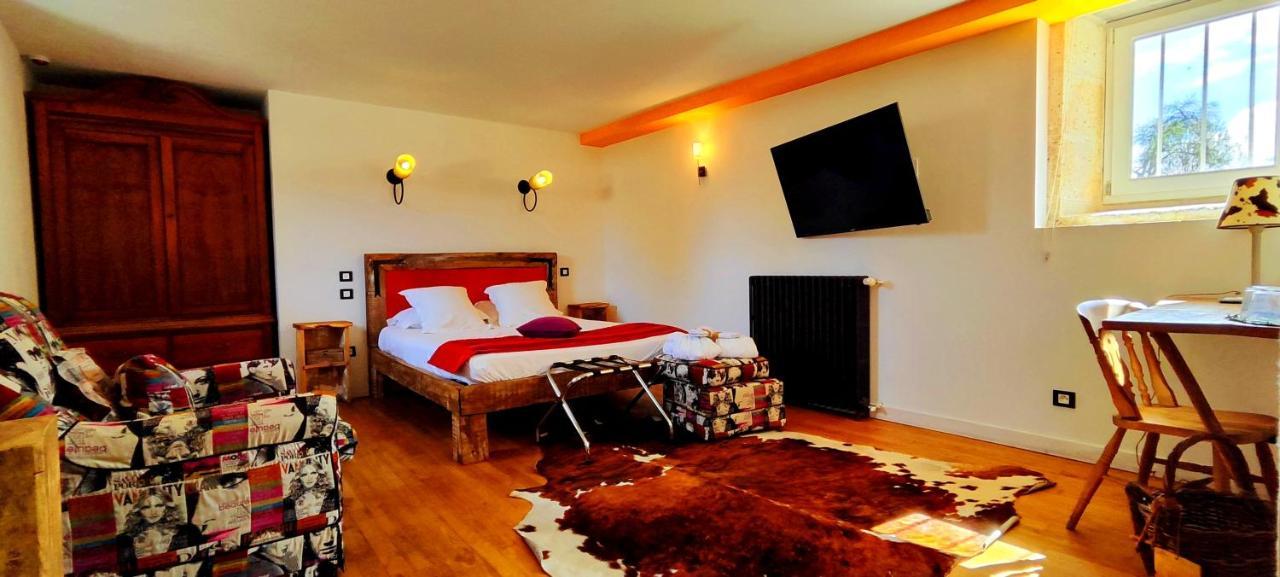 Logis Hotels Domaine Du Chatelard Dirac Eksteriør billede