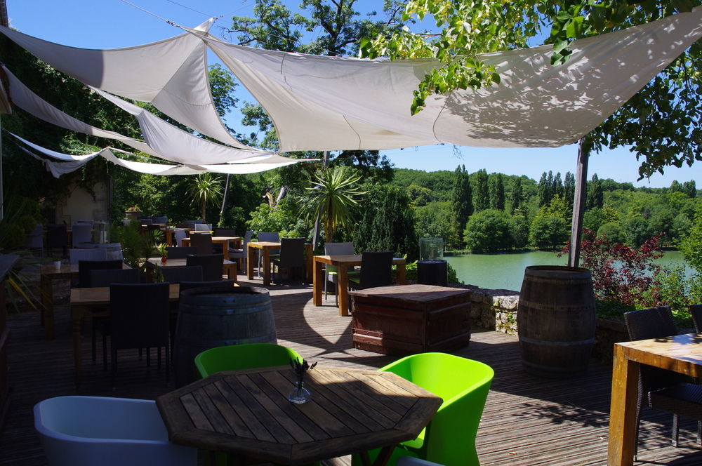 Logis Hotels Domaine Du Chatelard Dirac Eksteriør billede