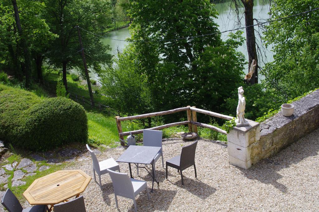 Logis Hotels Domaine Du Chatelard Dirac Eksteriør billede